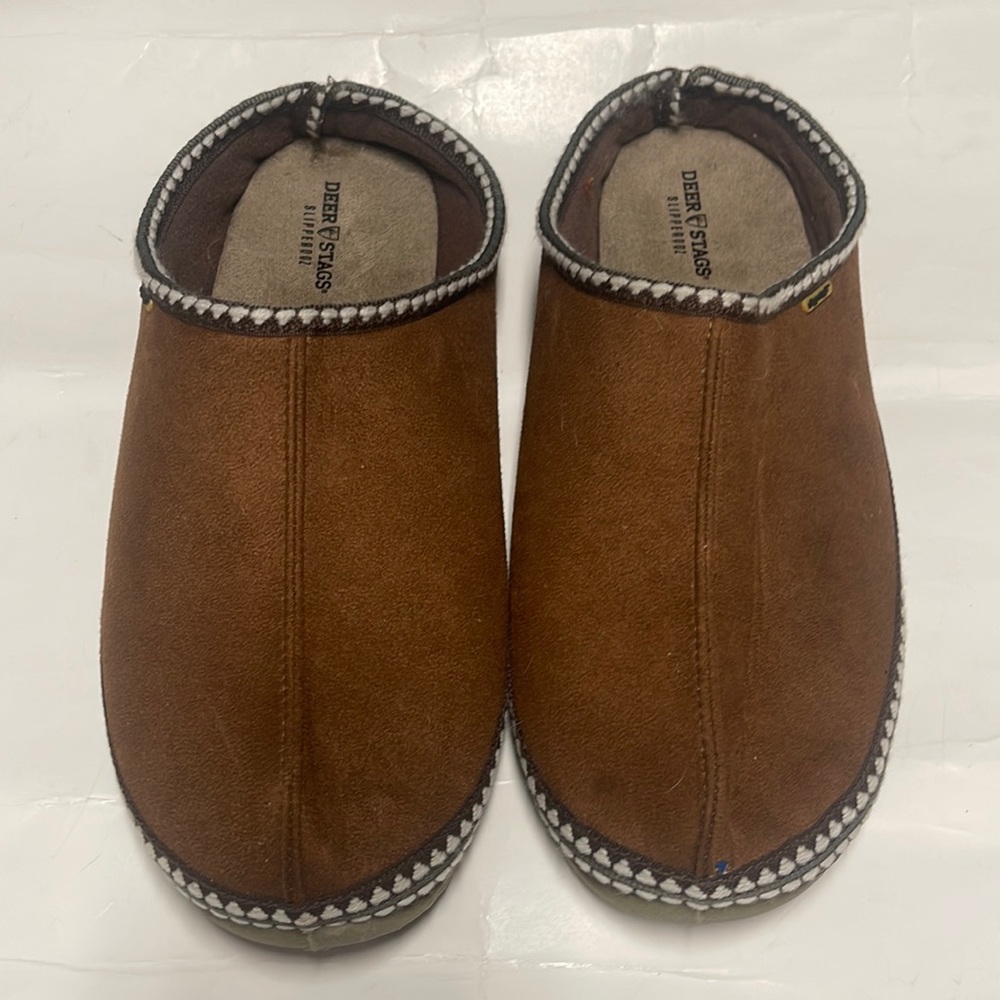 Deer Stags slipper size 12